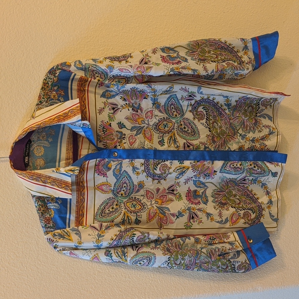 Zara parsley silky button down blouse size xs